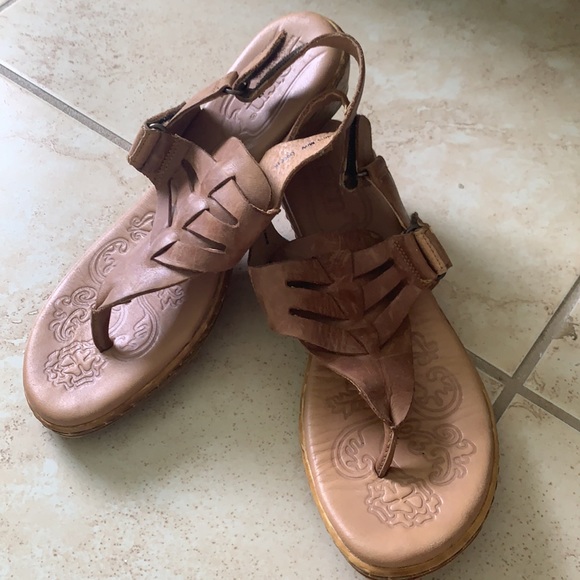 BORN Leather Sandals - Picture 2 of 8